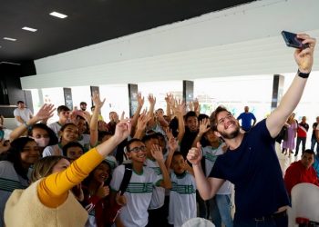 Bruno autoriza início da reforma e ampliação da Escola Leonardo Vitorino e lança o Projeto Show de Bola