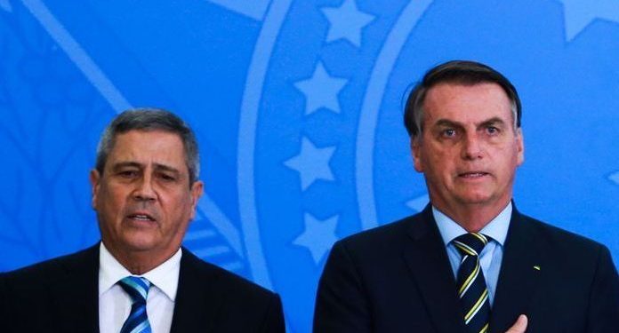 Bolsonaro confirma o nome de Braga Netto como candidato a vice