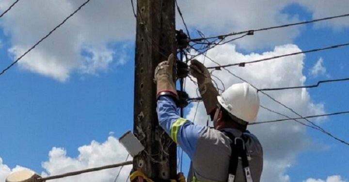 Energisa é condenada a indenizar cliente por interrupção no fornecimento de energia na véspera de natal