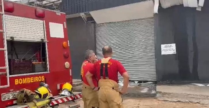 Oficina de carros de luxo é destruída pelo fogo na Grande João Pessoa