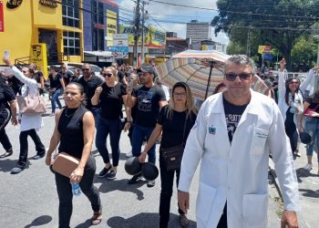 Fábio Petterson prestigia evento da Enfermagem no Centro de João Pessoa e se posiciona contra decisão de Barroso