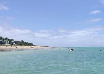 Quatro trechos de praias da Paraíba estão impróprios para banho neste fim de semana