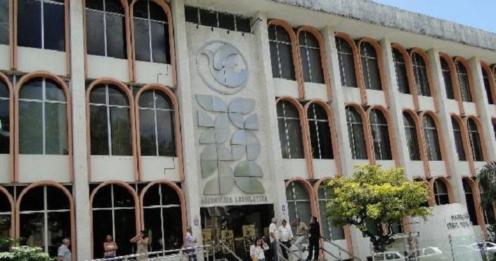 Confira a lista dos 36 deputados estaduais eleitos na Paraíba