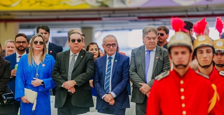 Prefeito de João Pessoa participa da posse do governador reeleito João Azevêdo