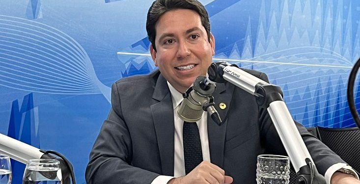 Felipe Leitão diz acreditar em clima pacífico entre o governador e parlamentares da oposição