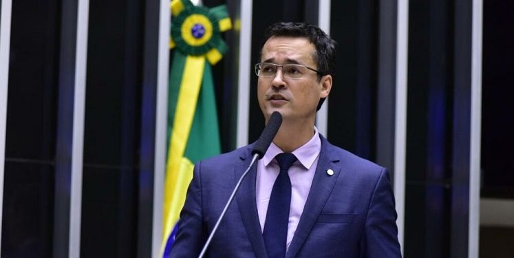 Em decisão unânime, TSE cassa mandato do deputado Deltan Dallagnol