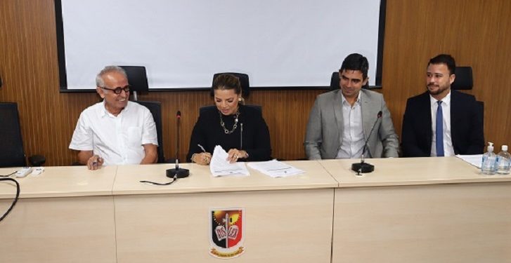 Confira detalhes do acordo que vai disciplinar atividades e padronizar comércio na orla de João Pessoa