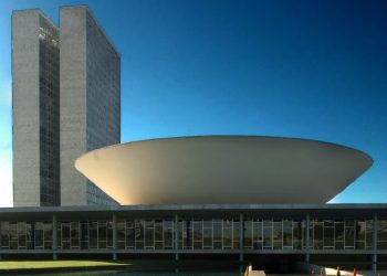 Câmara dos Deputados aprova projeto que prorroga desoneração da folha de pagamentos