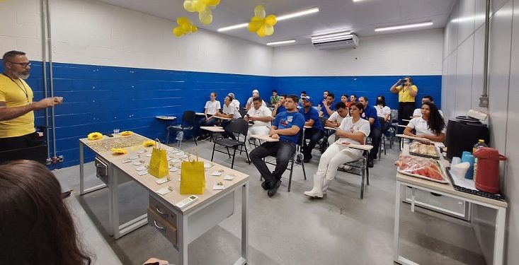 ISOMEDICINA conclui Setembro Amarelo com palestras em várias empresas
