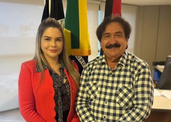 Presidente do Sindicato dos Contabilistas recebe visita da prefeita de Conde