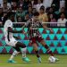 Fluminense sente a altitude e perde para a LDU no jogo de ida da Recopa Sul-Americana