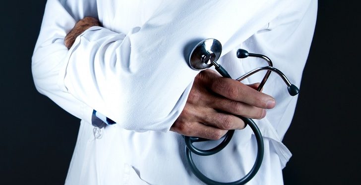 Médicos, clínicas e hospitais devem seguir novas regras de publicidade a partir desta segunda-feira, dia 11