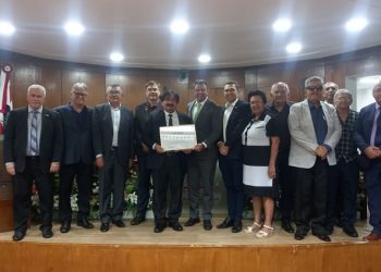 Presidente do Sindicato dos Contabilistas no Estado da Paraíba recebe o título de Cidadão Pessoense