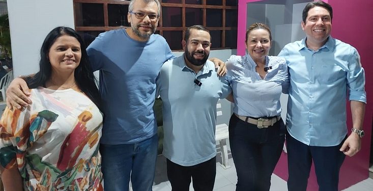 Fábio Petterson se encontra com pré-candidatos de Bayeux e abre novo canal de diálogo