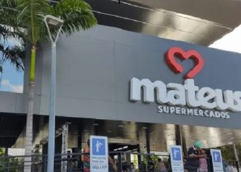 Operação Praias Limpas autua Mateus Supermercado do Altiplano por poluição