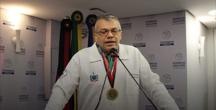 Fábio Petterson protocola pedido junto à PMJP para transformar o cargo de Auxiliar em Técnico de Enfermagem