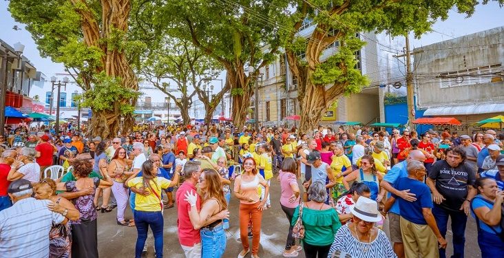 Sabadinho Bom apresenta grupo Pé de Choro neste final de semana