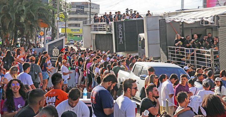 Marcha para Jesus reúne milhares de fiéis em João Pessoa