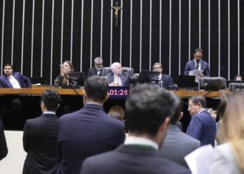Câmara dos Deputados aprova regime de urgência para três Projetos de Lei; confira