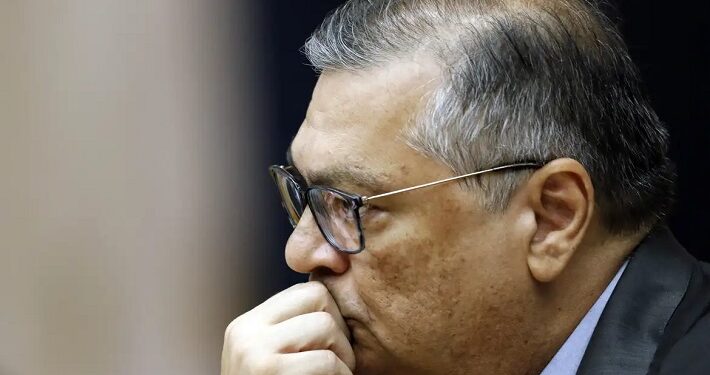 Dino dá prazo até as 20h desta sexta para Câmara esclarecer pagamento de emendas