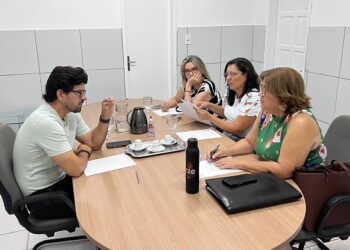 Secretaria de Saúde de Cabedelo recebe SINDEP e abre canal de diálogo para os pleitos da enfermagem