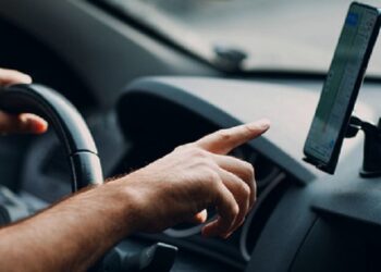 Uber e 99 são notificados pelo Procon de João Pessoa por aumento elevado de tarifas