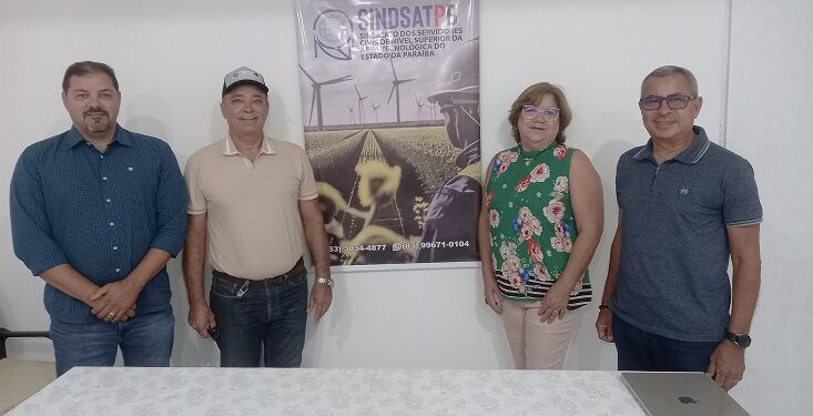 Posse de Petrônio Gondim e diretoria do SINDSAT-PB contou com a presença de dirigentes sindicais paraibanos