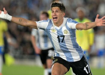 Brasil passa vergonha e leva goleada de 4 a 1 da Argentina