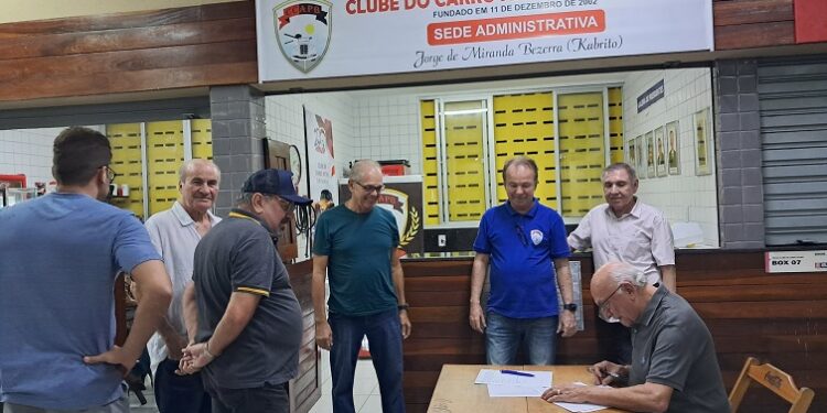 Sérgio Teixeira é reeleito presidente do Clube do Carro Antigo da Paraíba