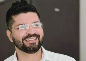 Clisten Corgellys é novamente aclamado como “Enfermeiro do Ano” em 2025