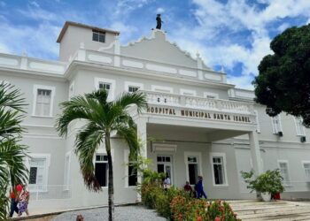 Hospital Municipal Santa Isabel promove campanha para arrecadação de livros acadêmicos